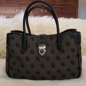 DOONEY & BOURKE gray black logo tote